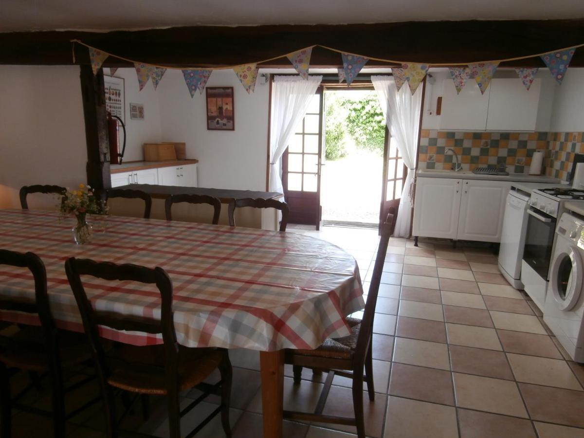 Les Poiriers Villa Saint-Pierre-du-Chemin Bagian luar foto